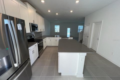 Adosado en alquiler en Orlando, Florida, 3 dormitorios, 141.03 m2 № 1810845 - foto 3