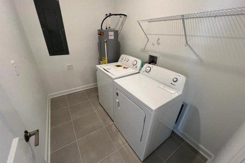 Adosado en alquiler en Orlando, Florida, 3 dormitorios, 141.03 m2 № 1810845 - foto 10