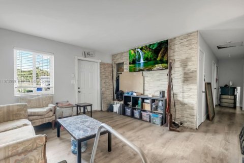 Купить виллу или дом в Лодерхилл, Флорида 3 спальни, 84.73м2, № 2035956 - фото 3