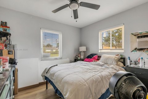 Купить виллу или дом в Лодерхилл, Флорида 3 спальни, 84.73м2, № 2035956 - фото 8