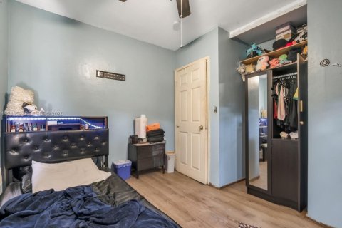 Купить виллу или дом в Лодерхилл, Флорида 3 спальни, 84.73м2, № 2035956 - фото 9