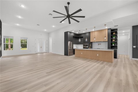 Villa ou maison à vendre à Eustis, Floride: 4 chambres, 271.09 m2 № 2429245 - photo 12