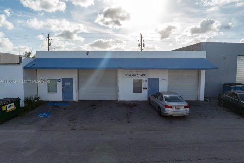 Immobilier commercial à vendre à Fort Lauderdale, Floride № 1971203 - photo 3