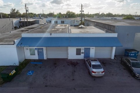 Immobilier commercial à vendre à Fort Lauderdale, Floride № 1971203 - photo 4