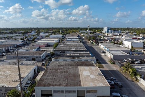 Immobilier commercial à vendre à Fort Lauderdale, Floride № 1971203 - photo 25
