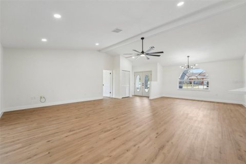 Villa ou maison à vendre à Spring Hill, Floride: 3 chambres, 174.28 m2 № 1799806 - photo 4