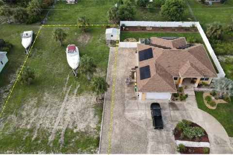 Casa en venta en Port Charlotte, Florida, 3 dormitorios, 153.94 m2 № 1906524 - foto 3