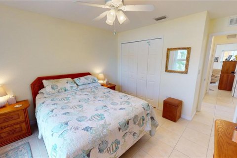 Casa en venta en Port Charlotte, Florida, 3 dormitorios, 153.94 m2 № 1906524 - foto 27
