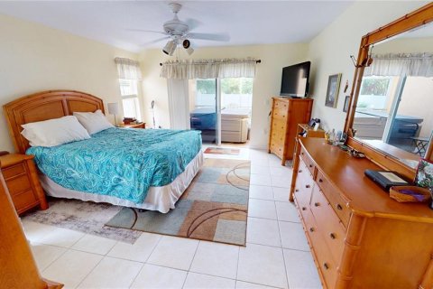 Casa en venta en Port Charlotte, Florida, 3 dormitorios, 153.94 m2 № 1906524 - foto 18