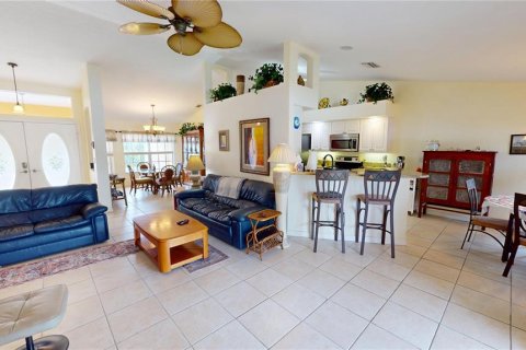 Casa en venta en Port Charlotte, Florida, 3 dormitorios, 153.94 m2 № 1906524 - foto 6