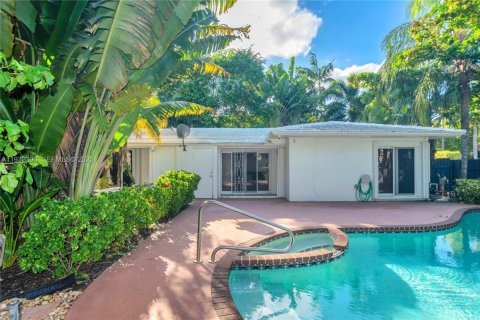 Villa ou maison à vendre à Fort Lauderdale, Floride: 4 chambres, 203.55 m2 № 1990697 - photo 6