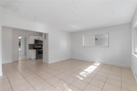 Villa ou maison à louer à Fort Lauderdale, Floride: 3 chambres, 92.9 m2 № 2177076 - photo 14