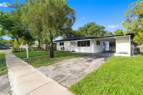 Villa ou maison à Fort Lauderdale, Floride 3 chambres, 92.9 m2 № 2177076