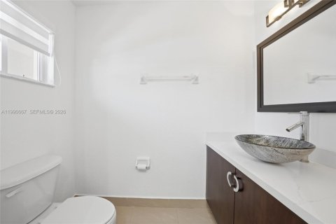 Adosado en alquiler en Cutler Bay, Florida, 2 dormitorios, 141.03 m2 № 2052092 - foto 17