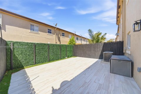 Adosado en alquiler en Cutler Bay, Florida, 2 dormitorios, 141.03 m2 № 2052092 - foto 6