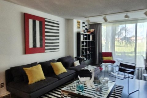 Снять в аренду кондоминиум в Лейк-Уорт, Флорида 2 спальни, 97.55м2, № 1223109 - фото 1
