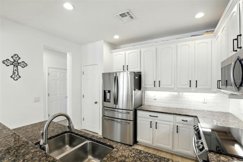 Townhouse in Orlando, Florida 3 bedrooms, 154.4 sq.m. № 1884805 - photo 13