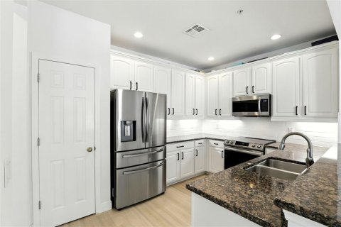 Townhouse in Orlando, Florida 3 bedrooms, 154.4 sq.m. № 1884805 - photo 12