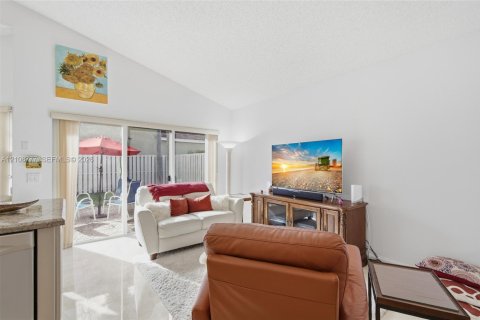 Casa en venta en Weston, Florida, 3 dormitorios, 165.09 m2 № 2423099 - foto 19