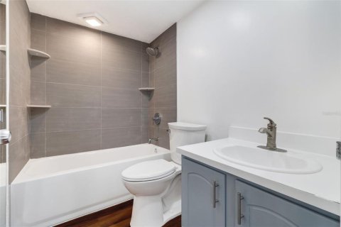 Купить кондоминиум в Редингтон-Шорс, Флорида 4 комнаты, 123.56м2, № 1374536 - фото 11