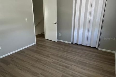 Touwnhouse à louer à Tampa, Floride: 2 chambres, 78.97 m2 № 2118579 - photo 8