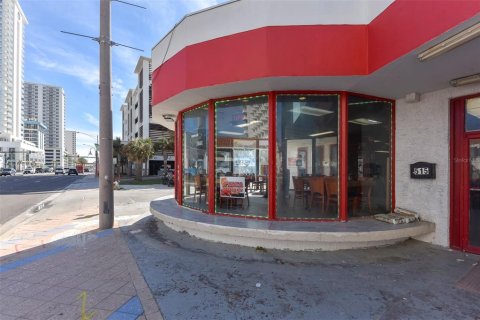 Commercial property in Daytona Beach, Florida 369.29 sq.m. № 1553806 - photo 2