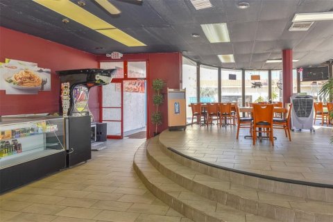 Commercial property in Daytona Beach, Florida 369.29 sq.m. № 1553806 - photo 30