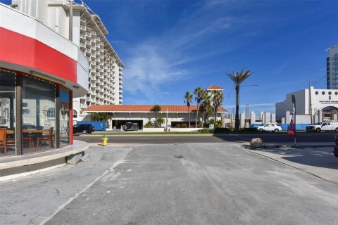 Commercial property in Daytona Beach, Florida 369.29 sq.m. № 1553806 - photo 5