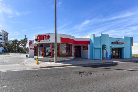 Commercial property in Daytona Beach, Florida 369.29 sq.m. № 1553806 - photo 4