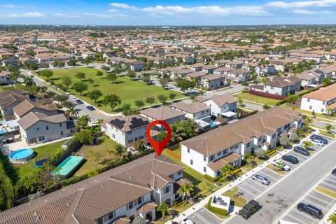 Townhouse in Homestead, Florida 3 bedrooms, 123.37 sq.m. № 2252219 - photo 29