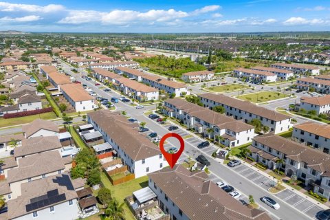 Townhouse in Homestead, Florida 3 bedrooms, 123.37 sq.m. № 2252219 - photo 28