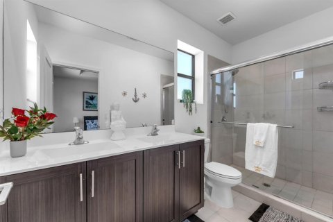 Townhouse in Homestead, Florida 3 bedrooms, 123.37 sq.m. № 2252219 - photo 13