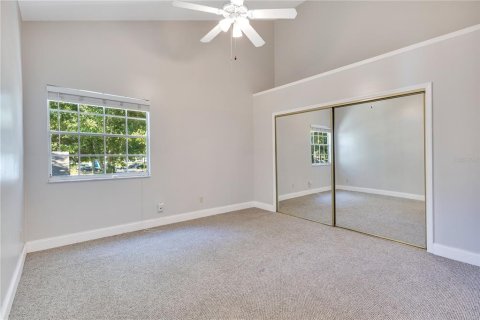 Condo in Lake Mary, Florida, 2 bedrooms  № 1856011 - photo 17