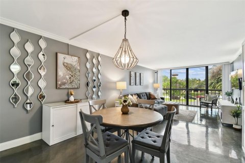 Condominio en alquiler en Clearwater, Florida, 1 dormitorio, 70.61 m2 № 2102903 - foto 4