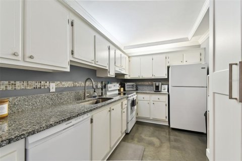 Condominio en alquiler en Clearwater, Florida, 1 dormitorio, 70.61 m2 № 2102903 - foto 8