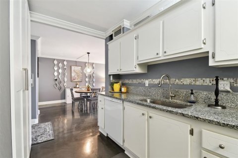Condominio en alquiler en Clearwater, Florida, 1 dormitorio, 70.61 m2 № 2102903 - foto 10
