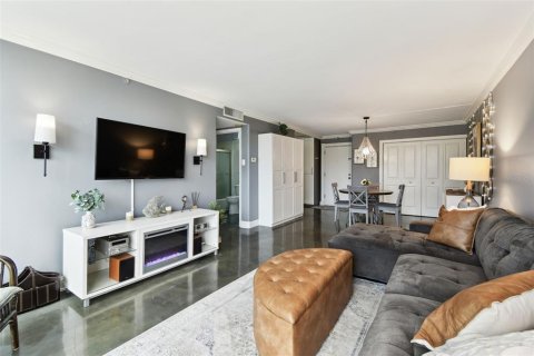 Condominio en alquiler en Clearwater, Florida, 1 dormitorio, 70.61 m2 № 2102903 - foto 14