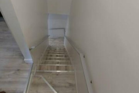 Townhouse in North Miami Beach, Florida 2 bedrooms, 90.58 sq.m. № 2268248 - photo 11