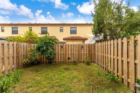 Купить таунхаус в Хомстед, Флорида 3 спальни, 130.25м2, № 2008613 - фото 14