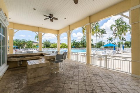 Купить таунхаус в Хомстед, Флорида 3 спальни, 130.25м2, № 2008613 - фото 27