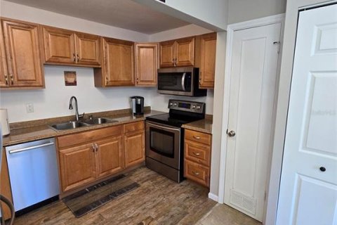 Condominio en venta en Saint Petersburg, Florida, 2 dormitorios, 76.64 m2 № 2210729 - foto 8