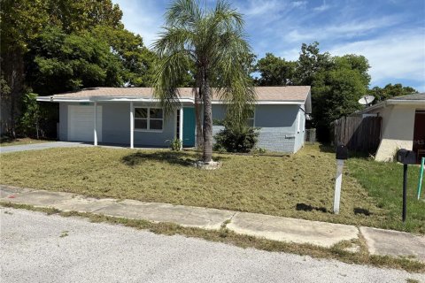Villa ou maison à Port Richey, Floride 3 chambres, 91.42 m2 № 2388798