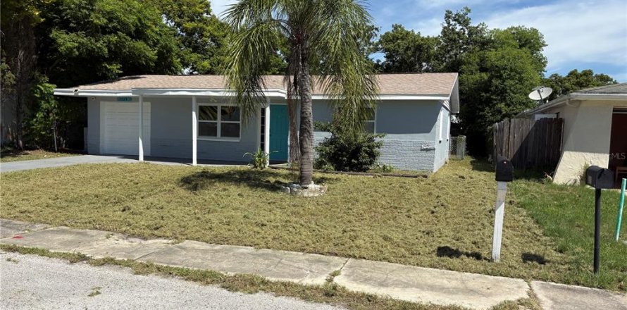 Villa ou maison à Port Richey, Floride 3 chambres, 91.42 m2 № 2388798