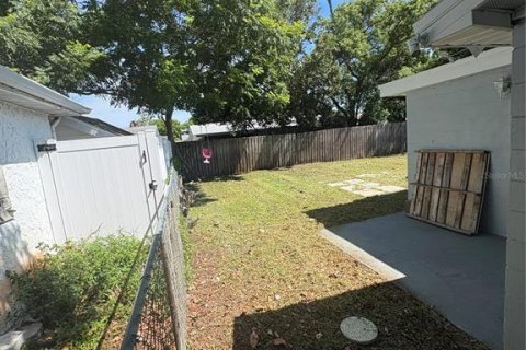 Villa ou maison à vendre à Port Richey, Floride: 3 chambres, 91.42 m2 № 2388798 - photo 8