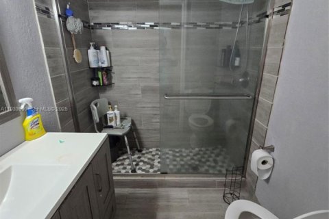 Снять в аренду коммерческую недвижимость в Мирамар, Флорида 1 спальня, 107.95м2, № 1991325 - фото 5