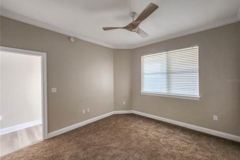 Condo in Palm Coast, Florida, 2 bedrooms  № 1902657 - photo 13