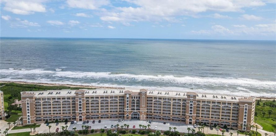 Condominio en Palm Coast, Florida, 2 dormitorios № 1902657