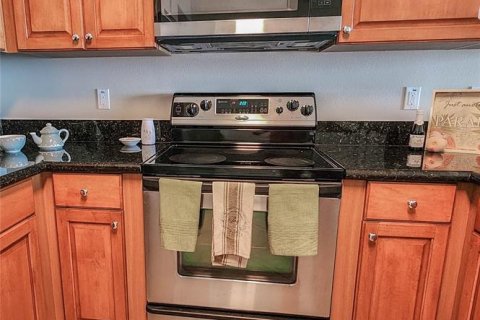 Condo in Palm Coast, Florida, 2 bedrooms  № 1902657 - photo 22