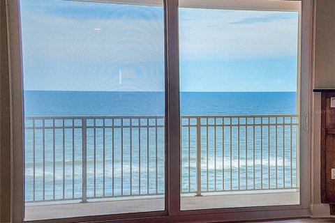 Condo in Palm Coast, Florida, 2 bedrooms  № 1902657 - photo 2