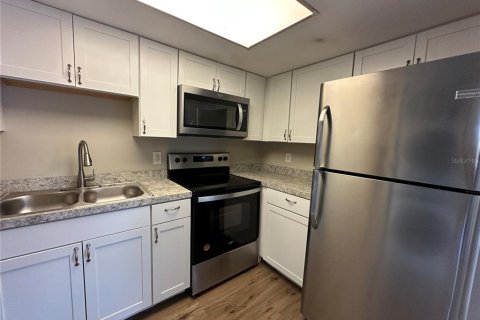 Condominio en venta en Orlando, Florida, 2 dormitorios, 104.79 m2 № 2112177 - foto 7